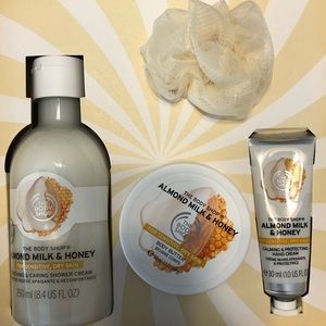 Body Shop Almond Milk and Honey Set